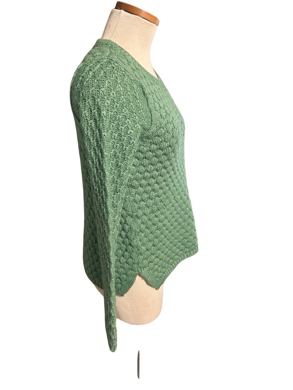 Field Flower GreenTextured Knit
Sweater Medium Boho
Antropologie Style - Picture 4 of 9